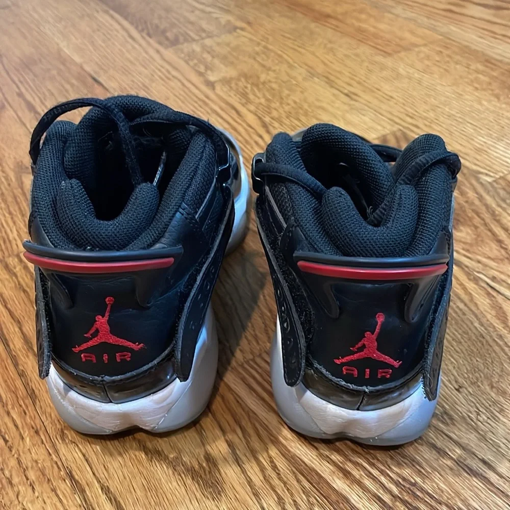Jordan 6 Rings Black/Gym Red/White Sneakers. Size 3.5Y. Excellent Condition.